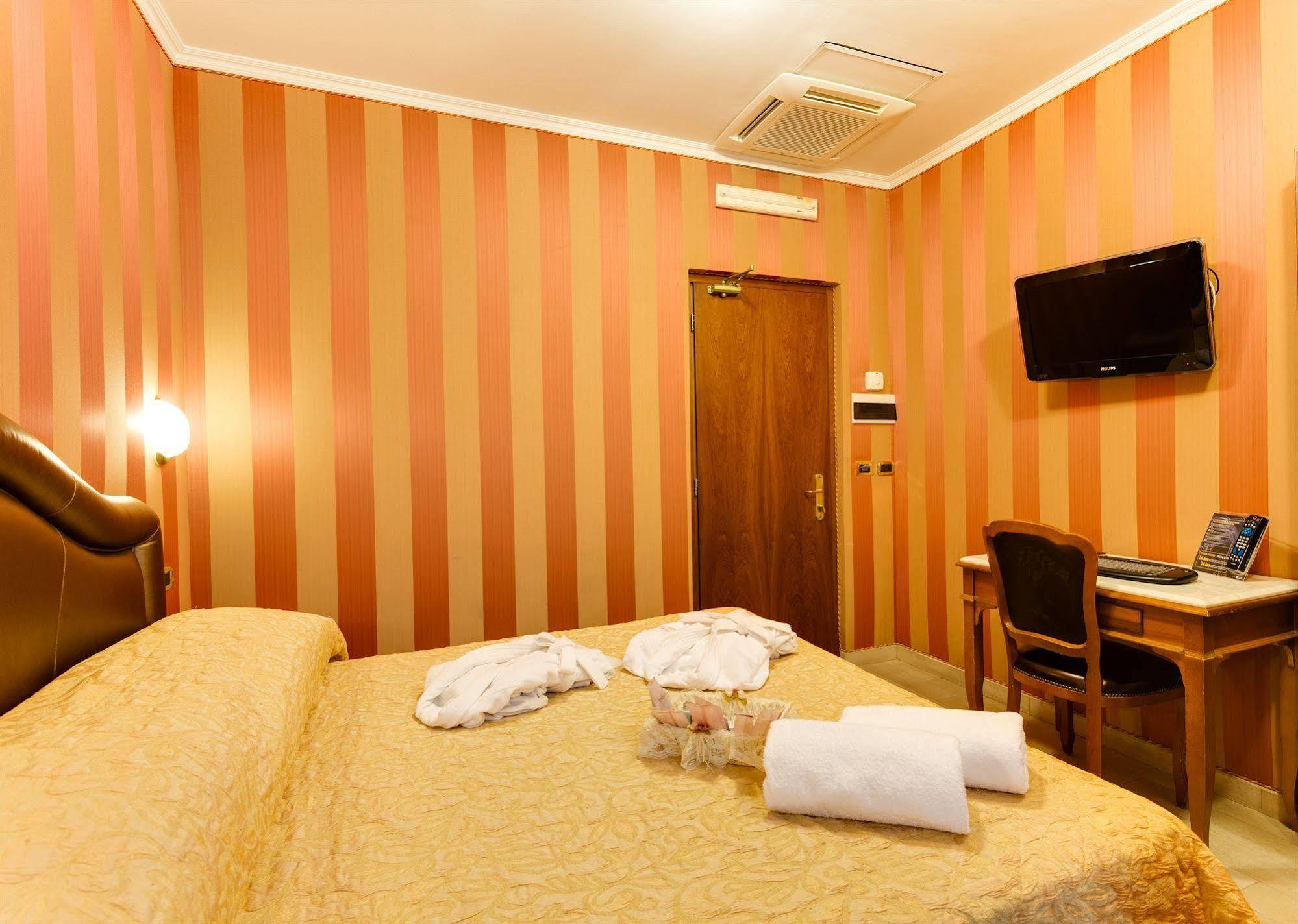 Hotel Forte Рим Екстер'єр фото